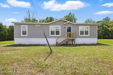 145 E McCormick Road, East Palatka, FL 32131 - MLS#: 2080045