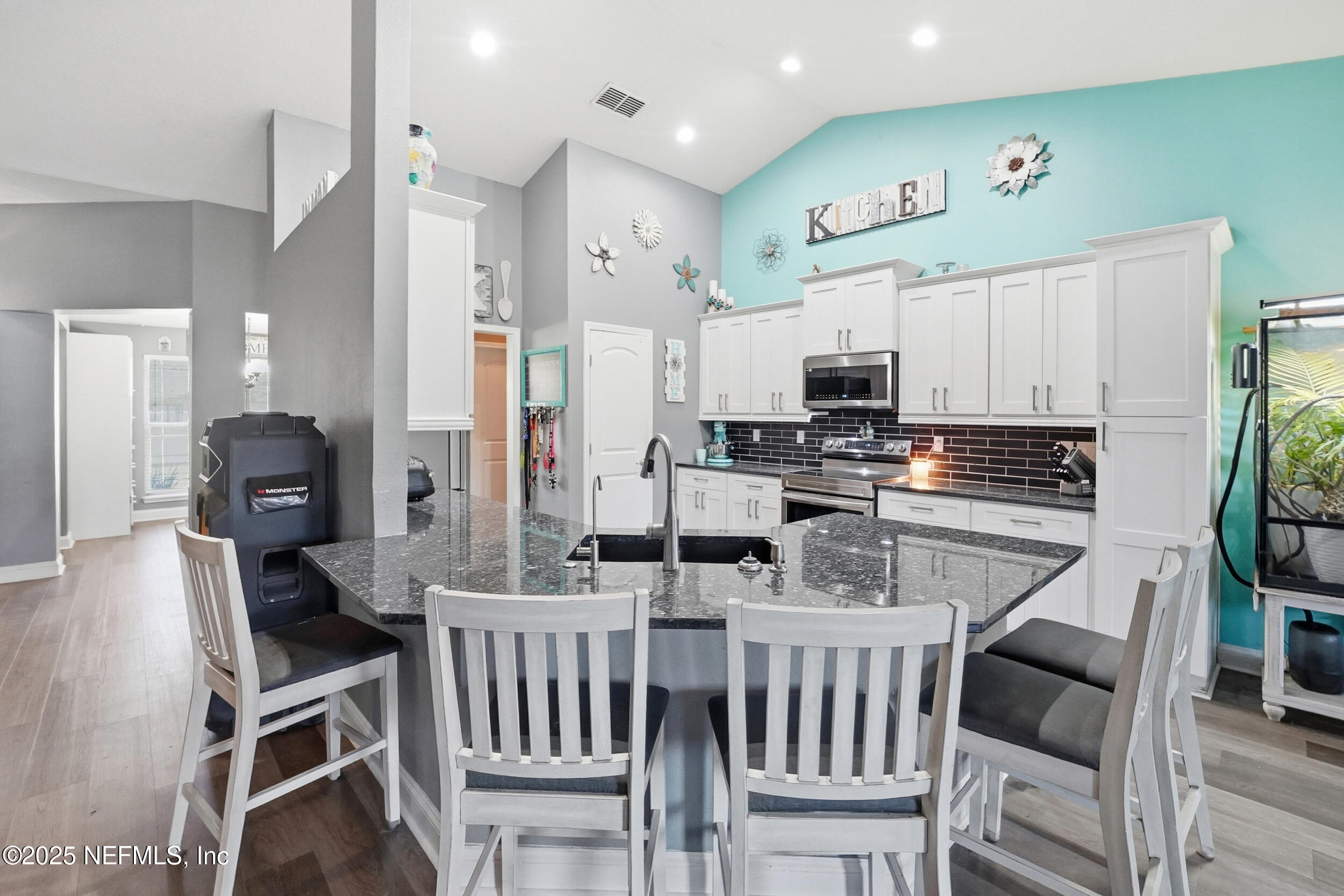 9450 CYPRESS RIDGE Court