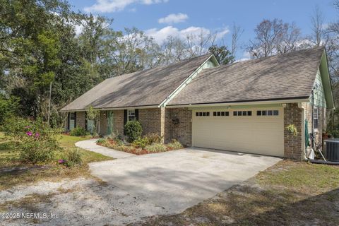 A home in Middleburg