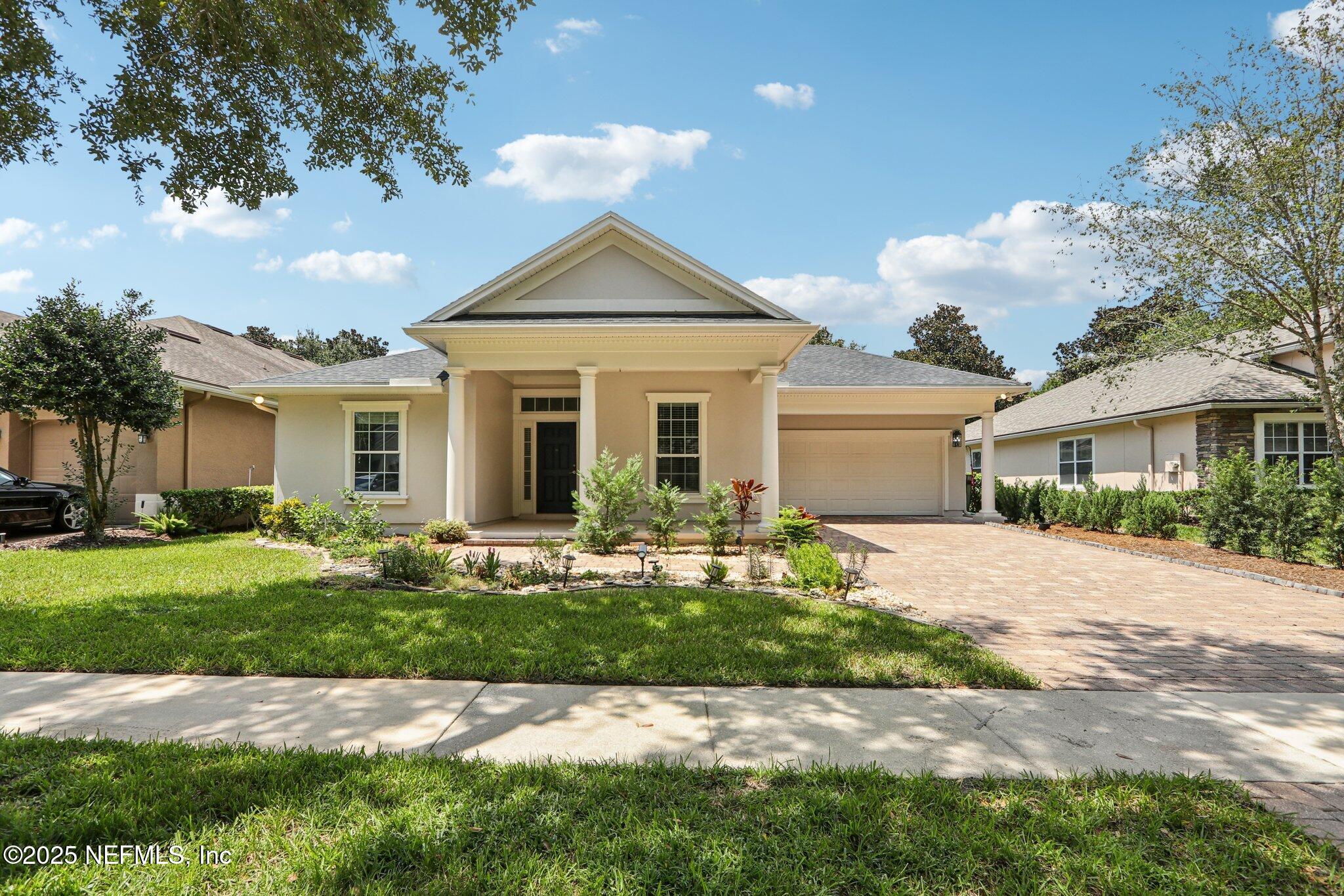 43 AMHERST Place