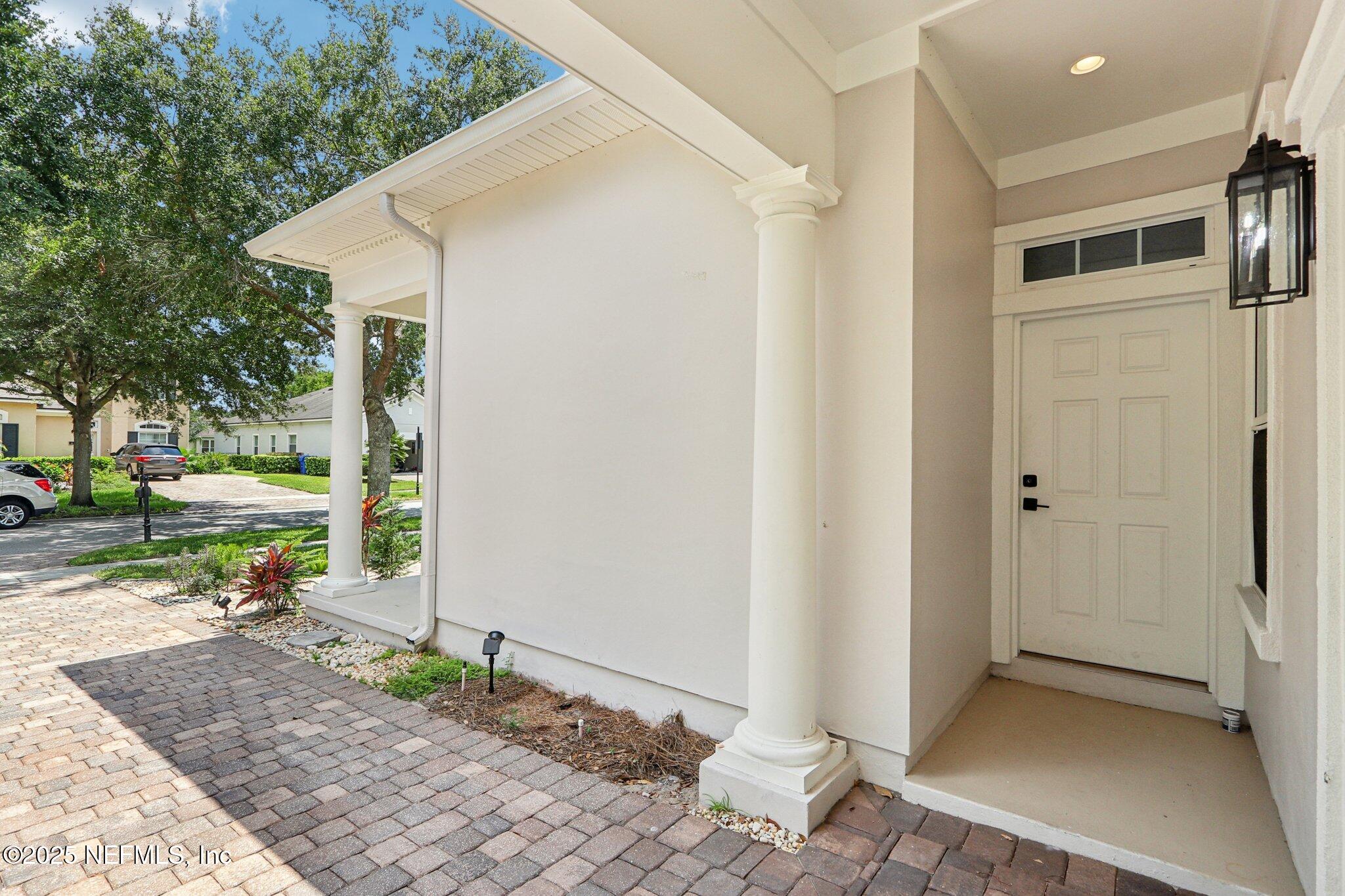43 AMHERST Place