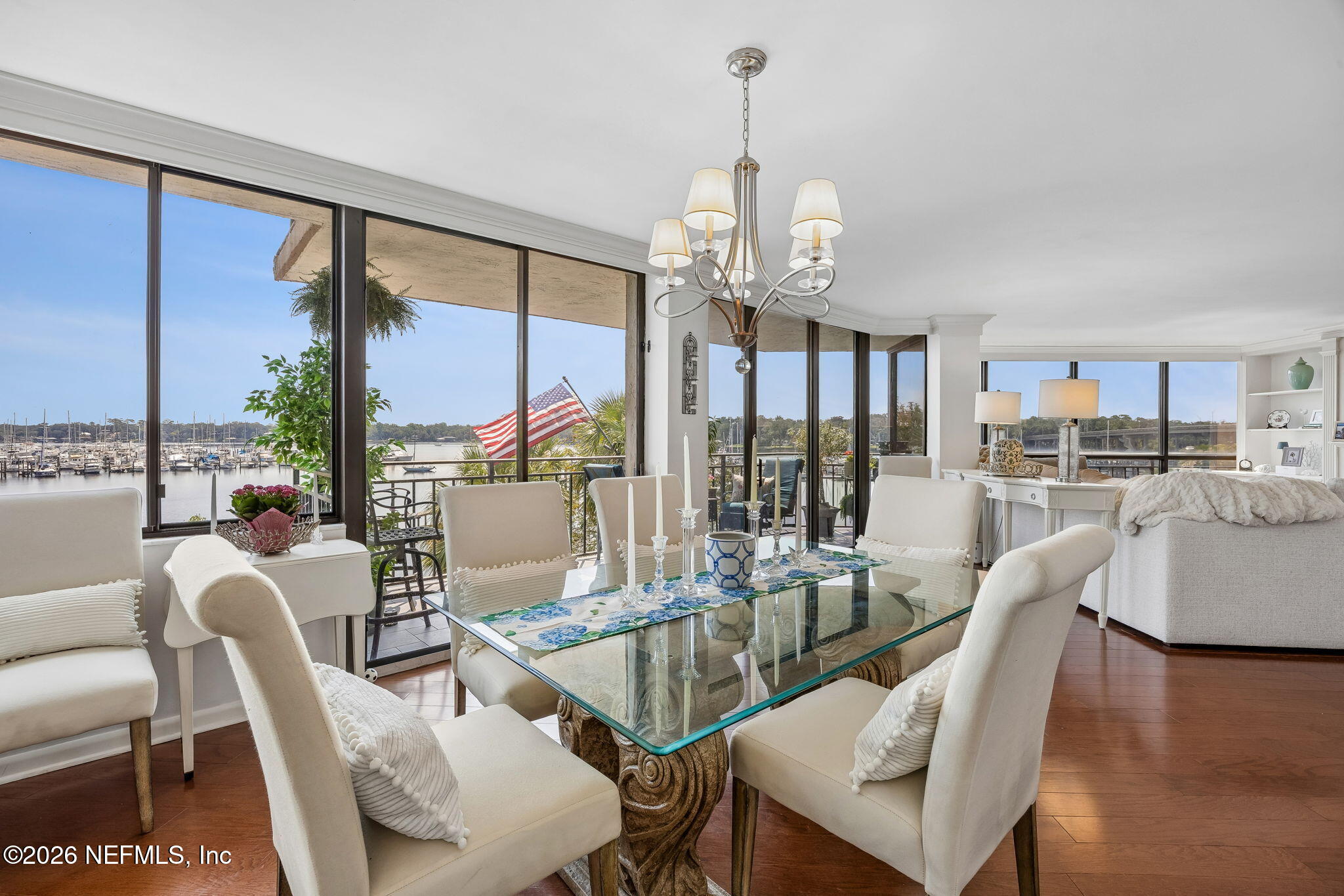 4401 LAKESIDE Drive 303