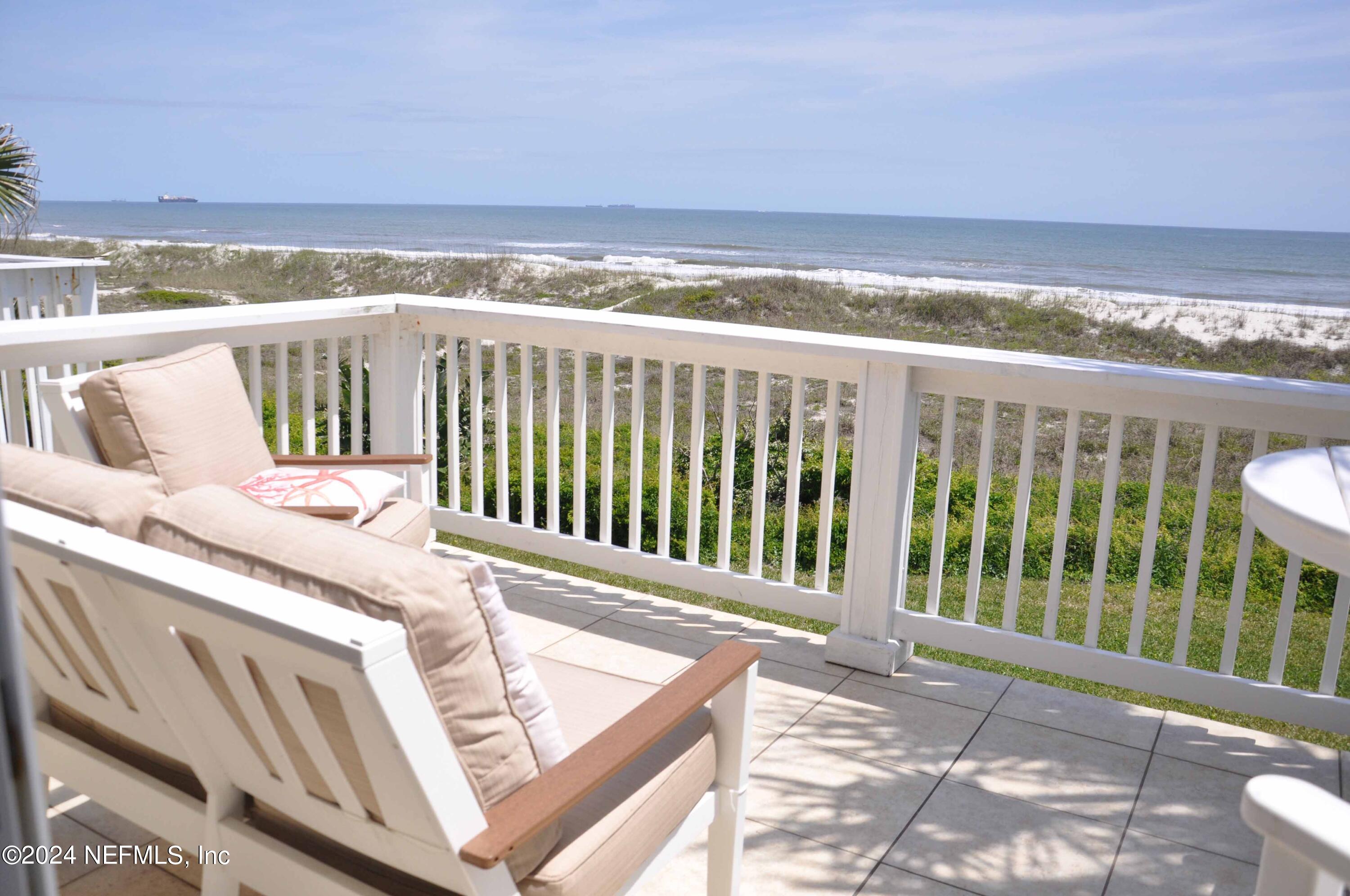 Atlantic Beach, FL home for sale located at 2233 Seminole Road Unit 27, Atlantic Beach, FL 32233