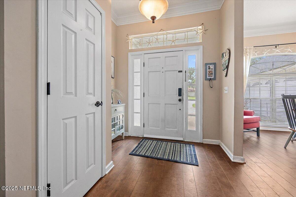 121 BOUGANVILLA Drive