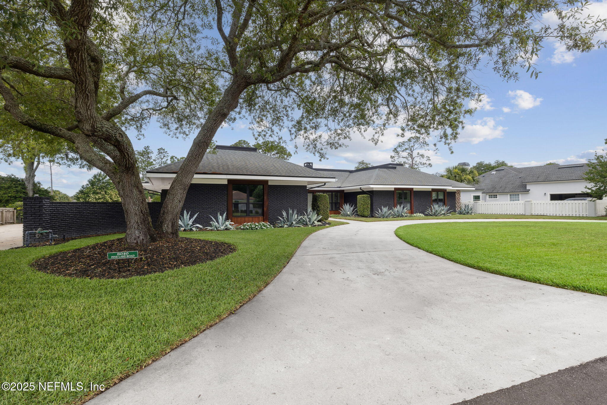 8040 PINE LAKE Road