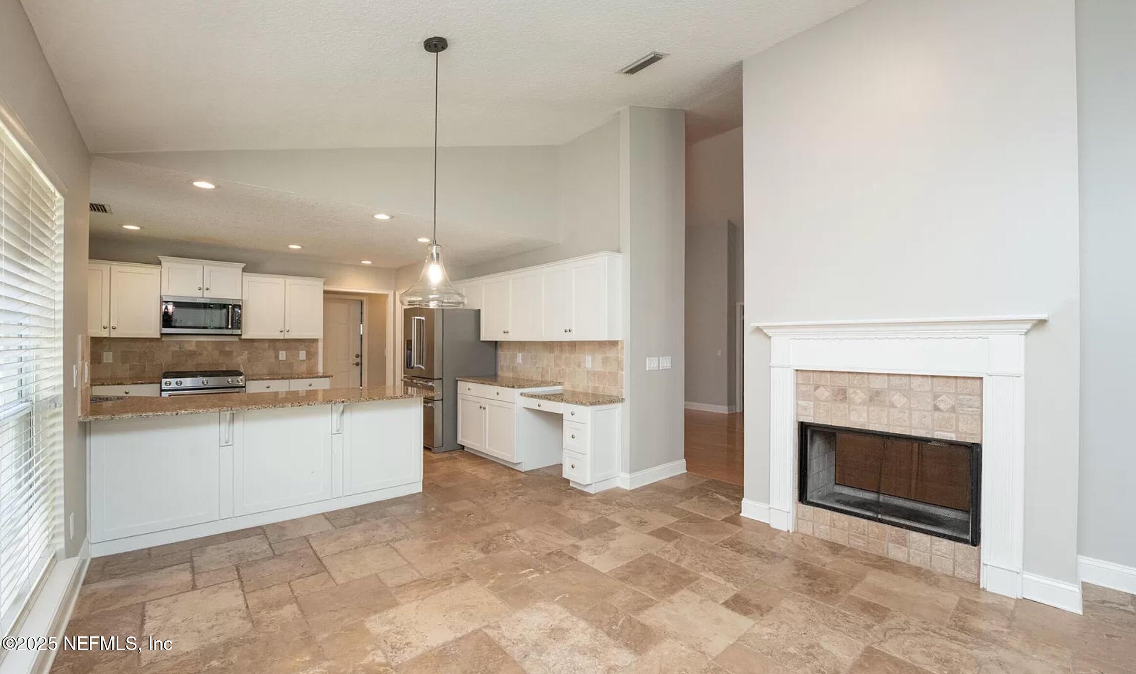 1901 SEVILLA Boulevard W