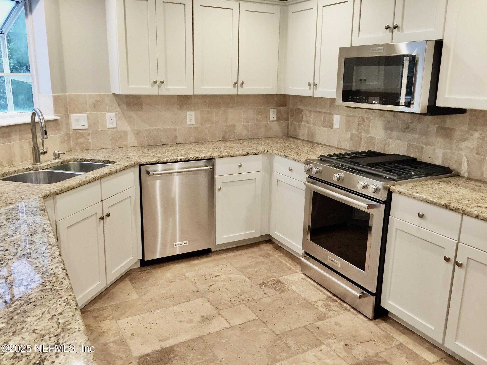 1901 SEVILLA Boulevard W