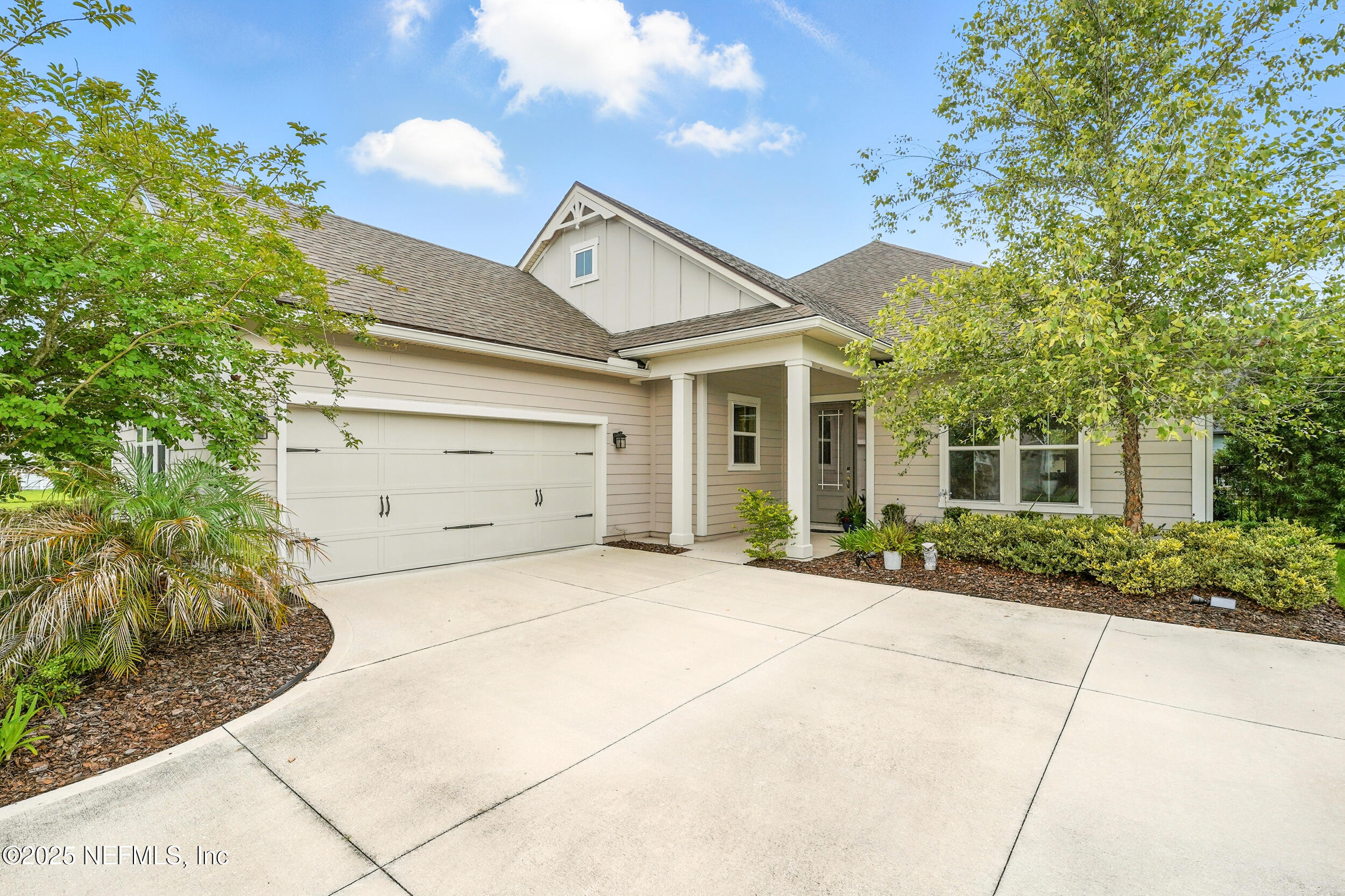 121 PINE MANOR Drive