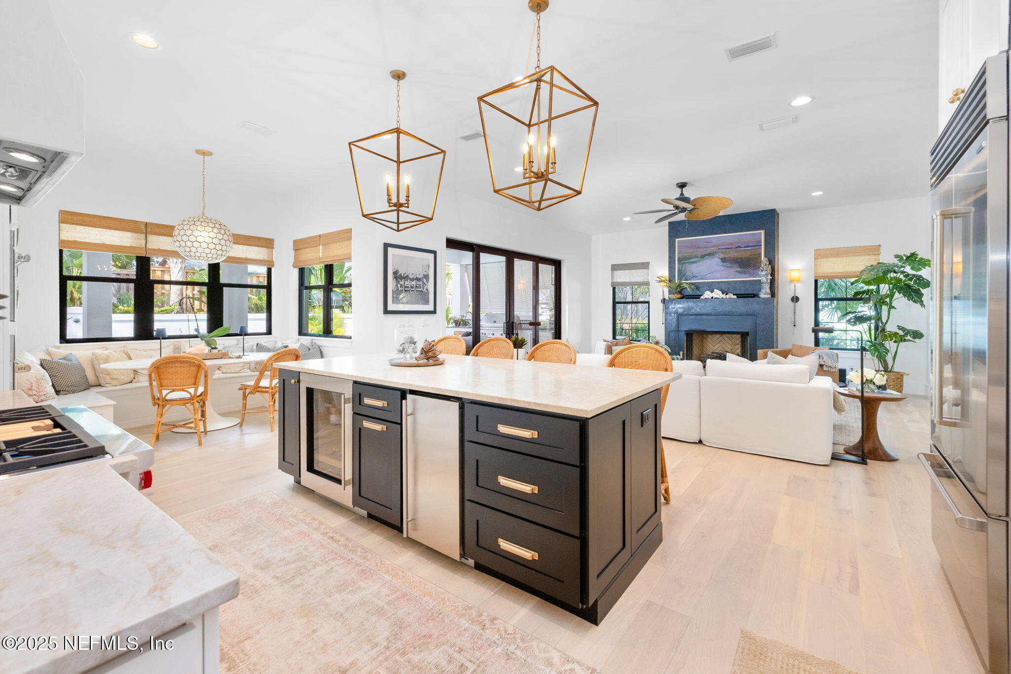 1101 LAUGHING GULL Lane