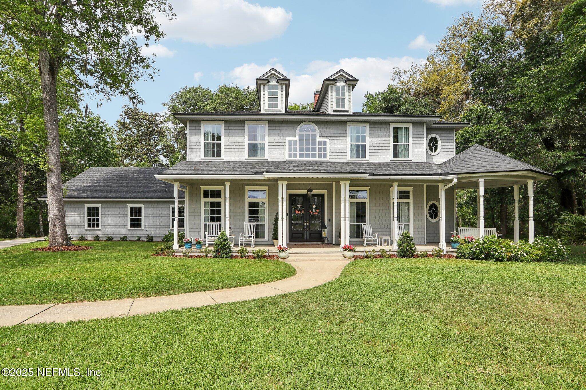 2700 SHADE TREE Drive