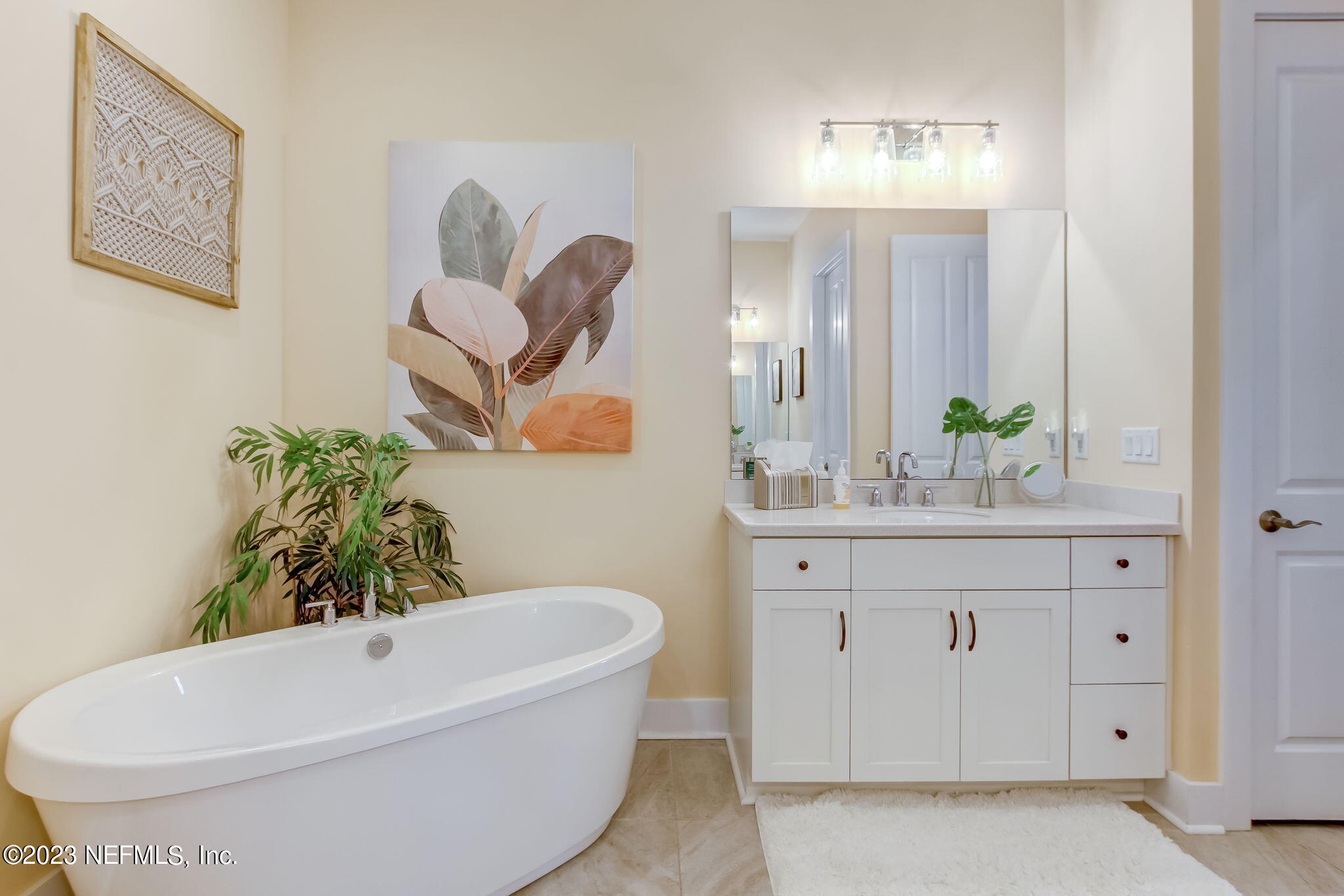 Yulee, Florida 32097, United States, 3 Bedrooms Bedrooms, ,2 BathroomsBathrooms,Residential,Active,71111