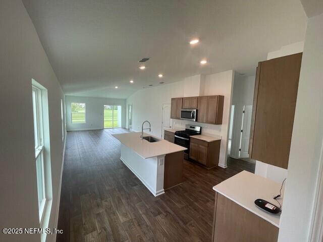 818 GRAND RESERVE Drive