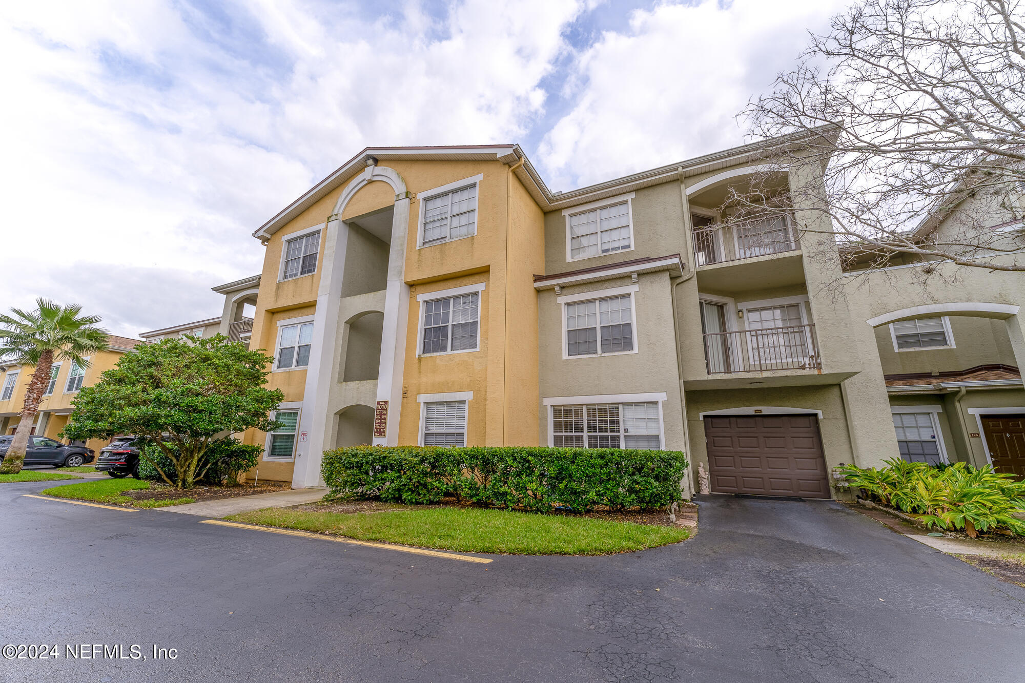 St Augustine, FL home for sale located at 1010 Bella Vista Boulevard Unit 206, St Augustine, FL 32084