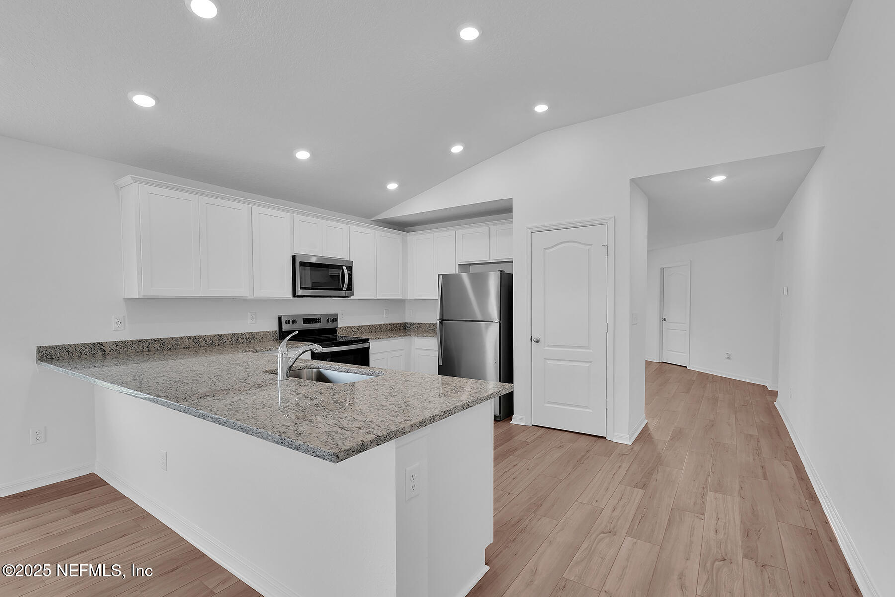 6936 MYRTLE OAK Road