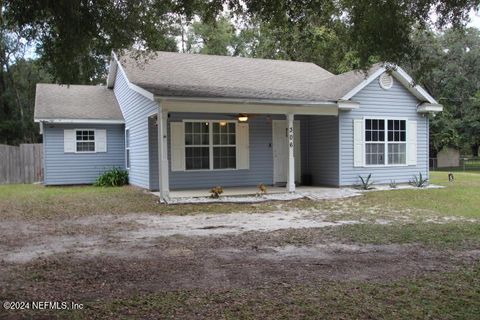 A home in Interlachen