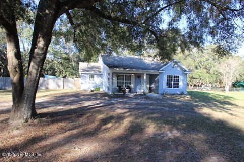 A home in Interlachen