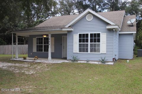 A home in Interlachen