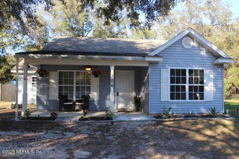 A home in Interlachen