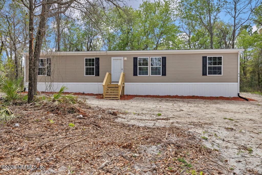 2004 BLUE KNOLL Road