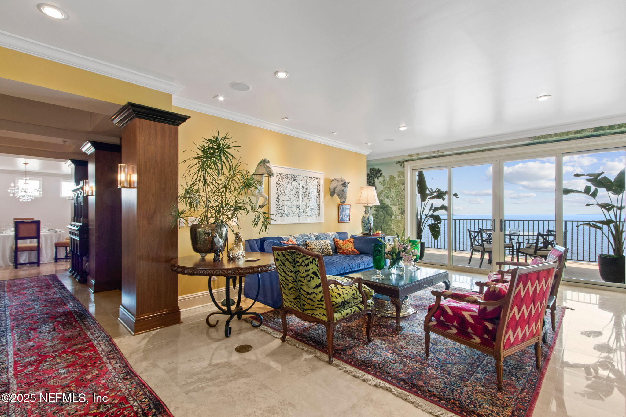 2358 RIVERSIDE Avenue 1102