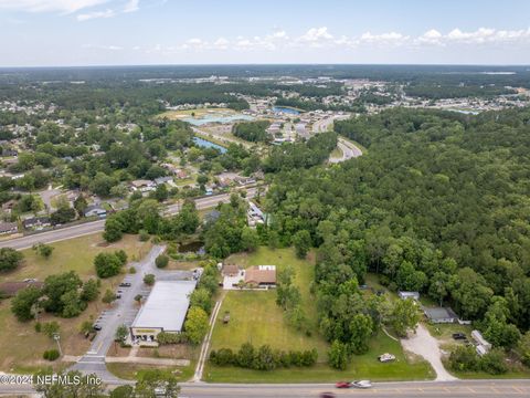 A home in Middleburg