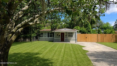 Photo of 5441 GABLE Lane, Jacksonville, FL 32211 (MLS # 2156308)