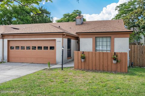 9709 FAWN BROOK Circle N Jacksonville FL 32256