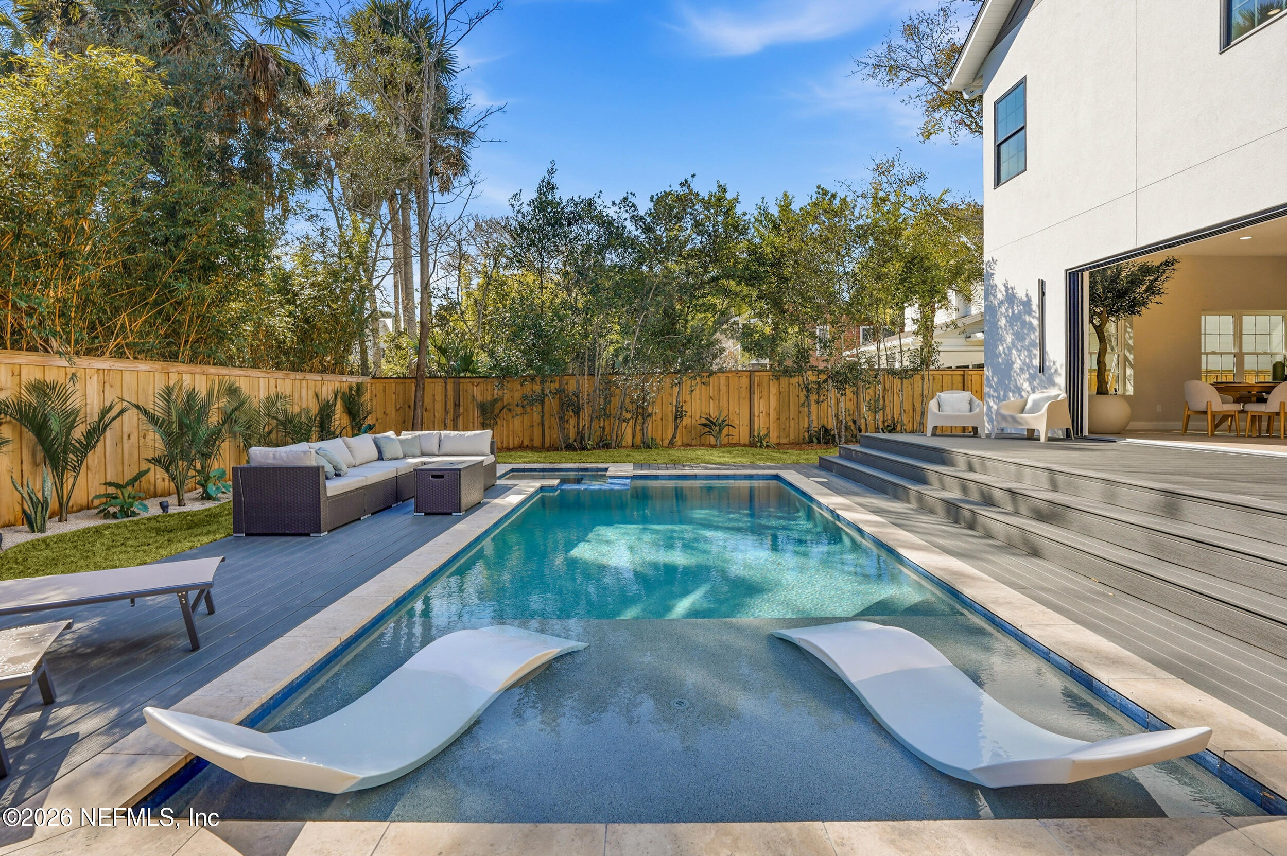 Bring Outdoors in