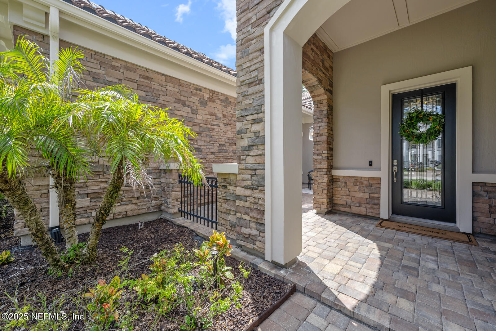 190 DEER VALLEY Drive
