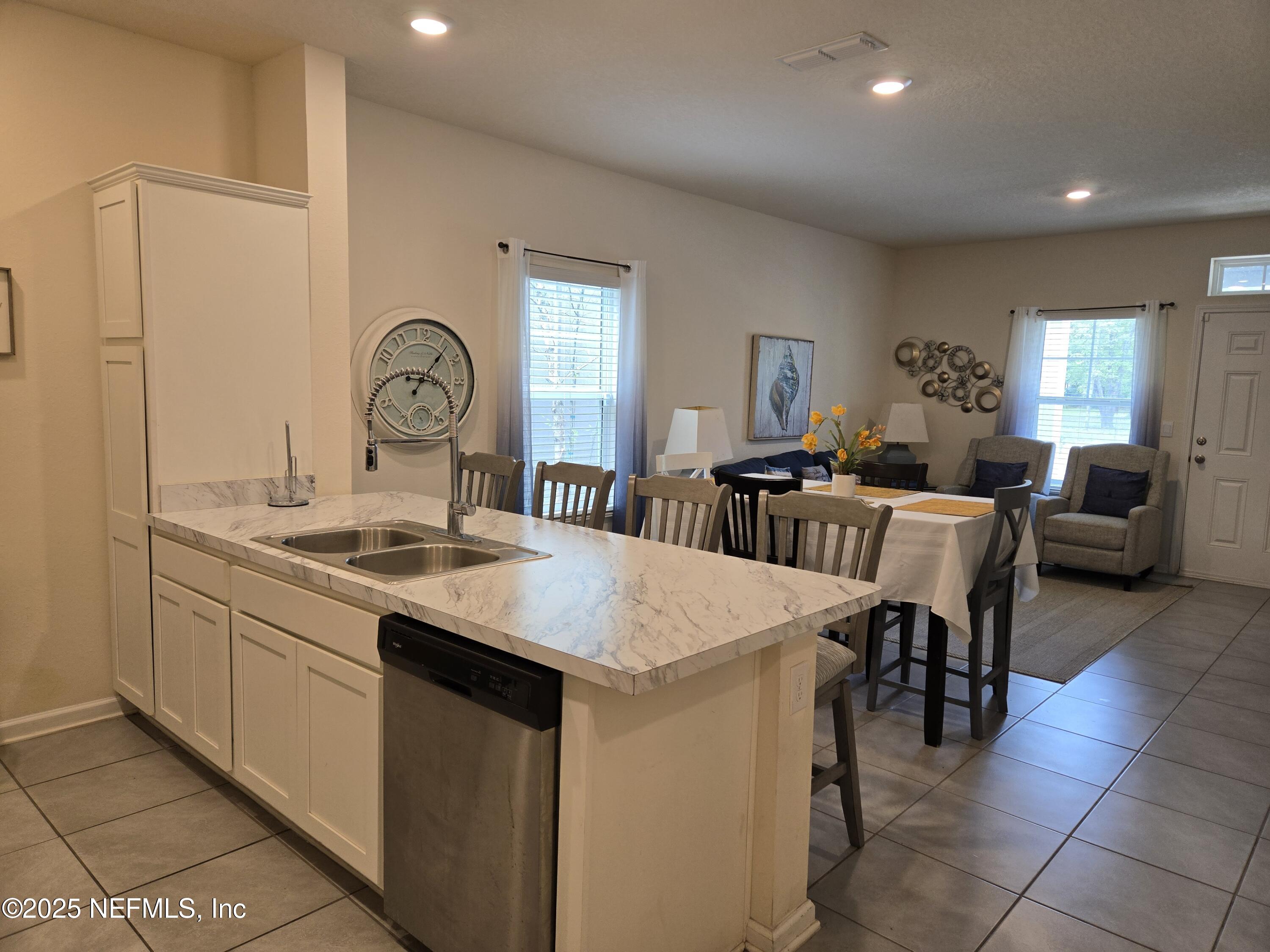 75520 HARVESTER Street