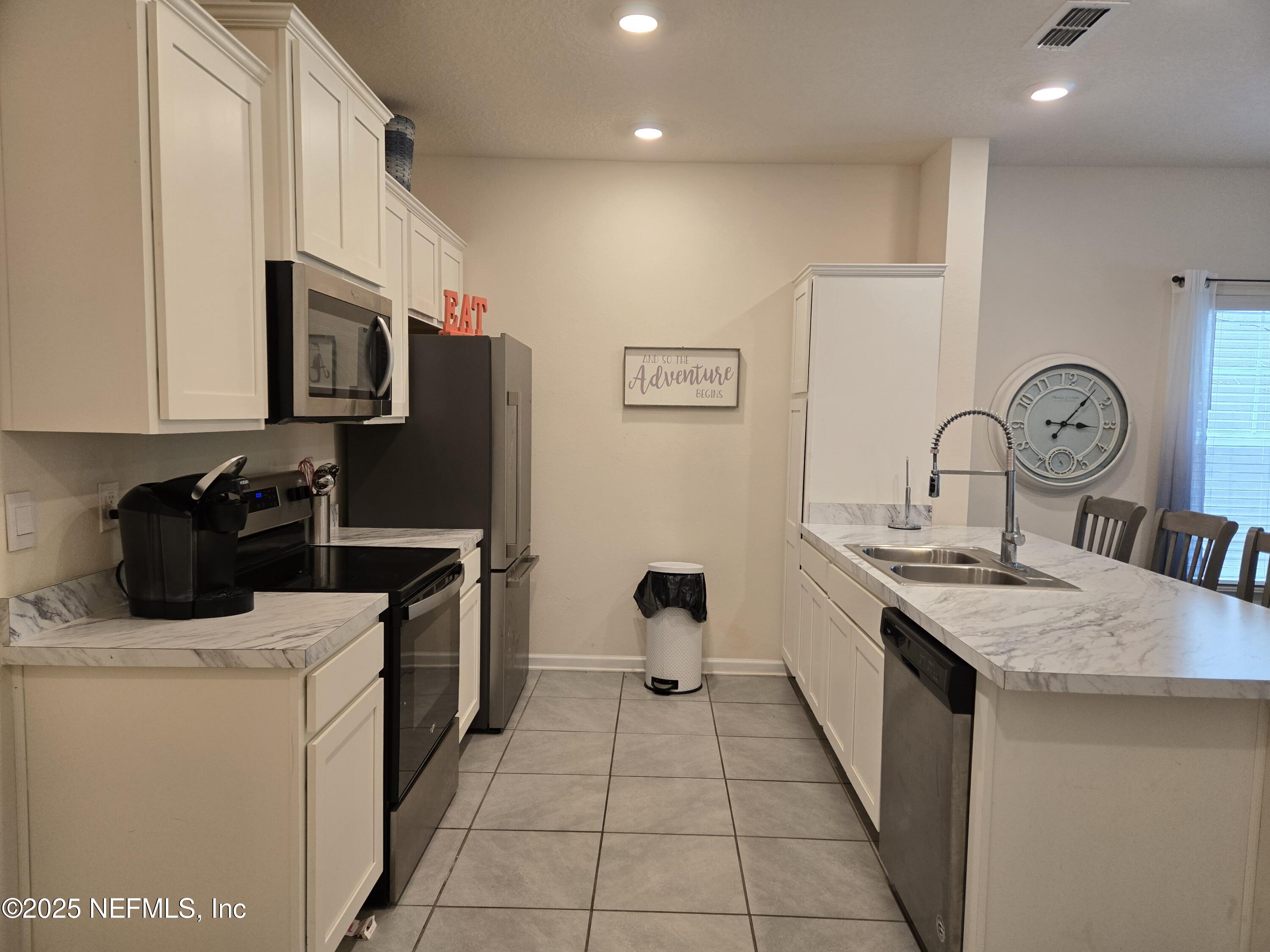 75520 HARVESTER Street