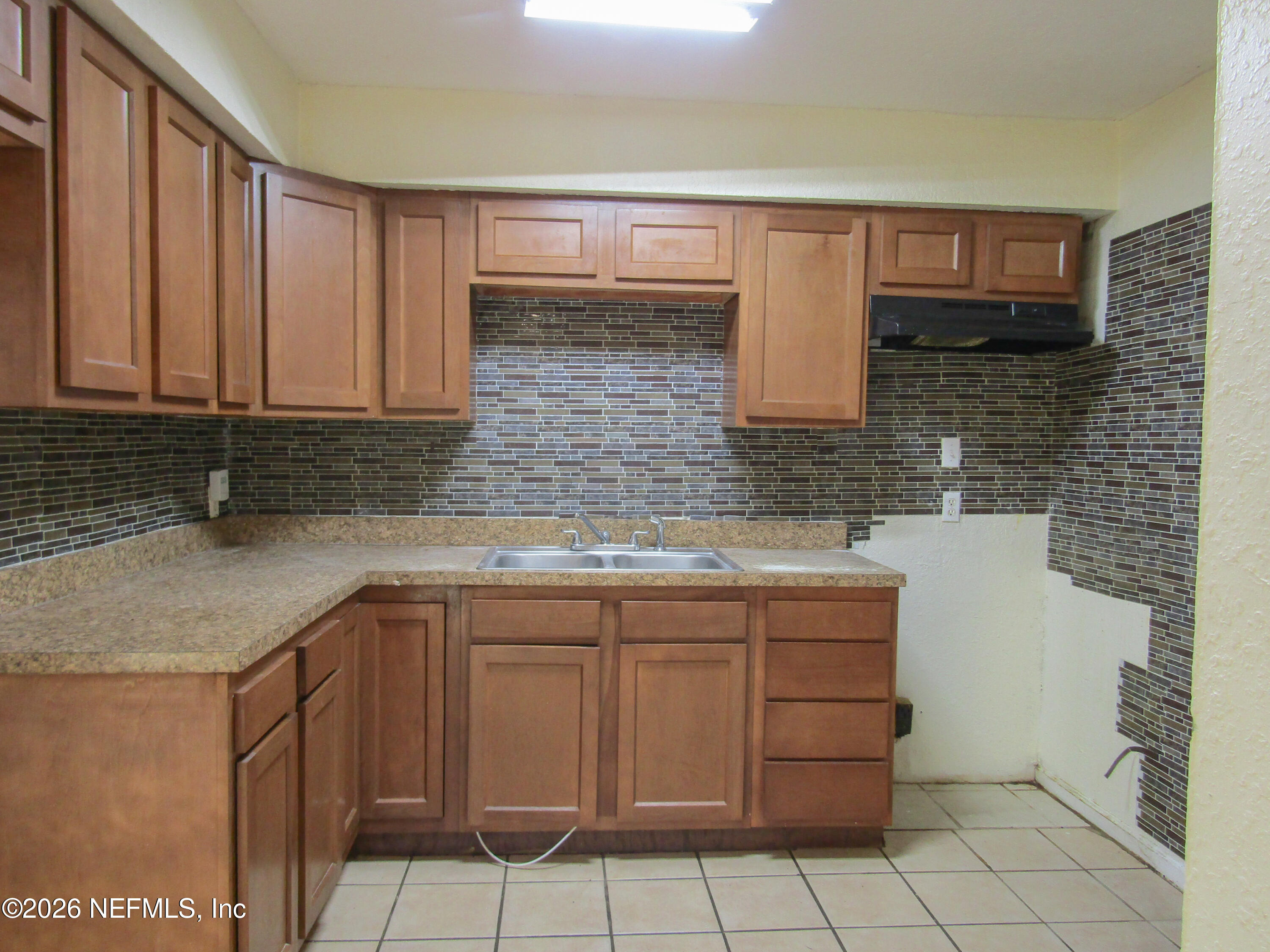 9130 SPOTTSWOOD Road