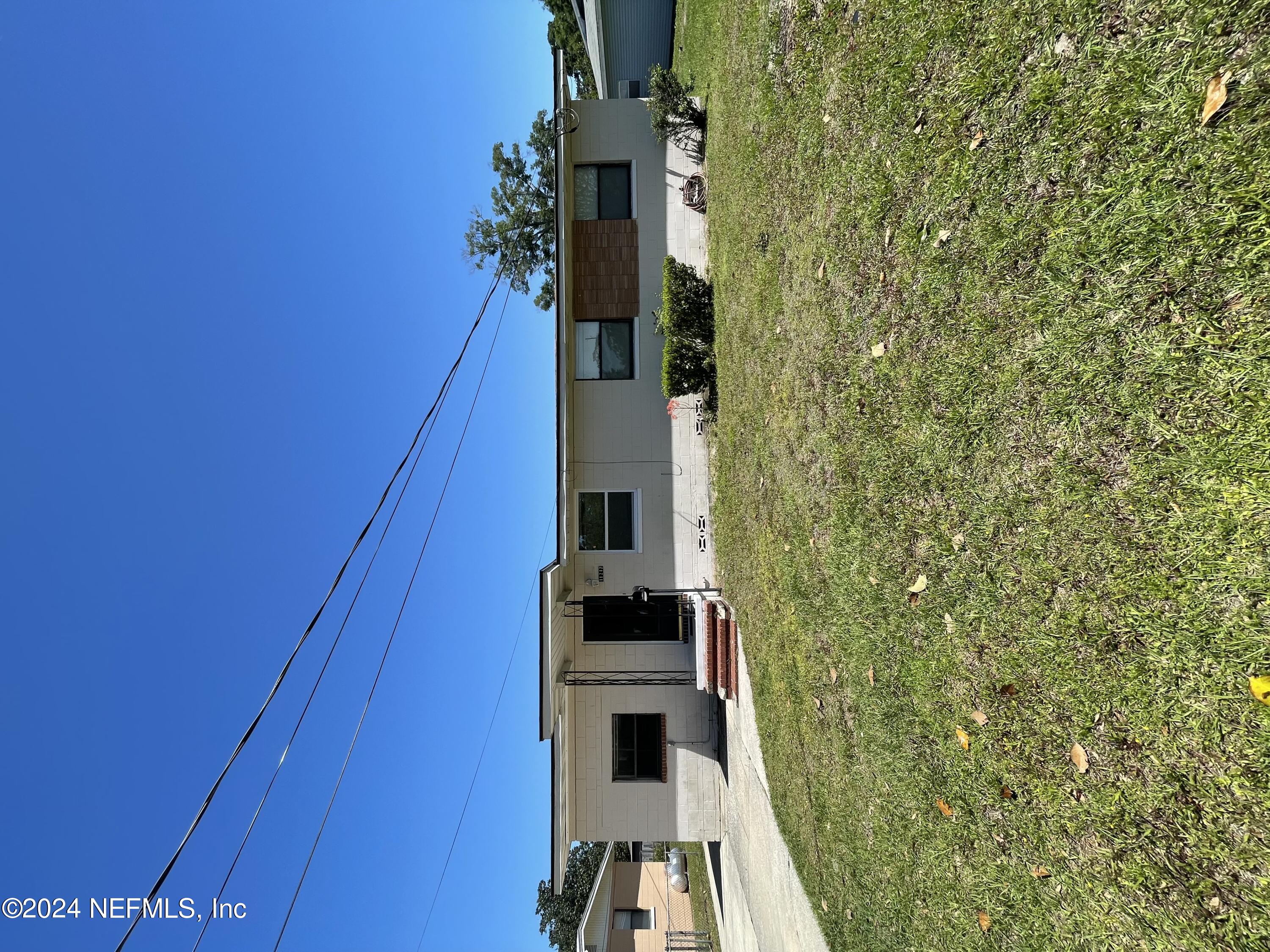 Jacksonville, FL home for sale located at 11247 Vera Drive, Jacksonville, FL 32218
