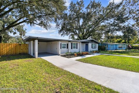 A home in Jacksonville