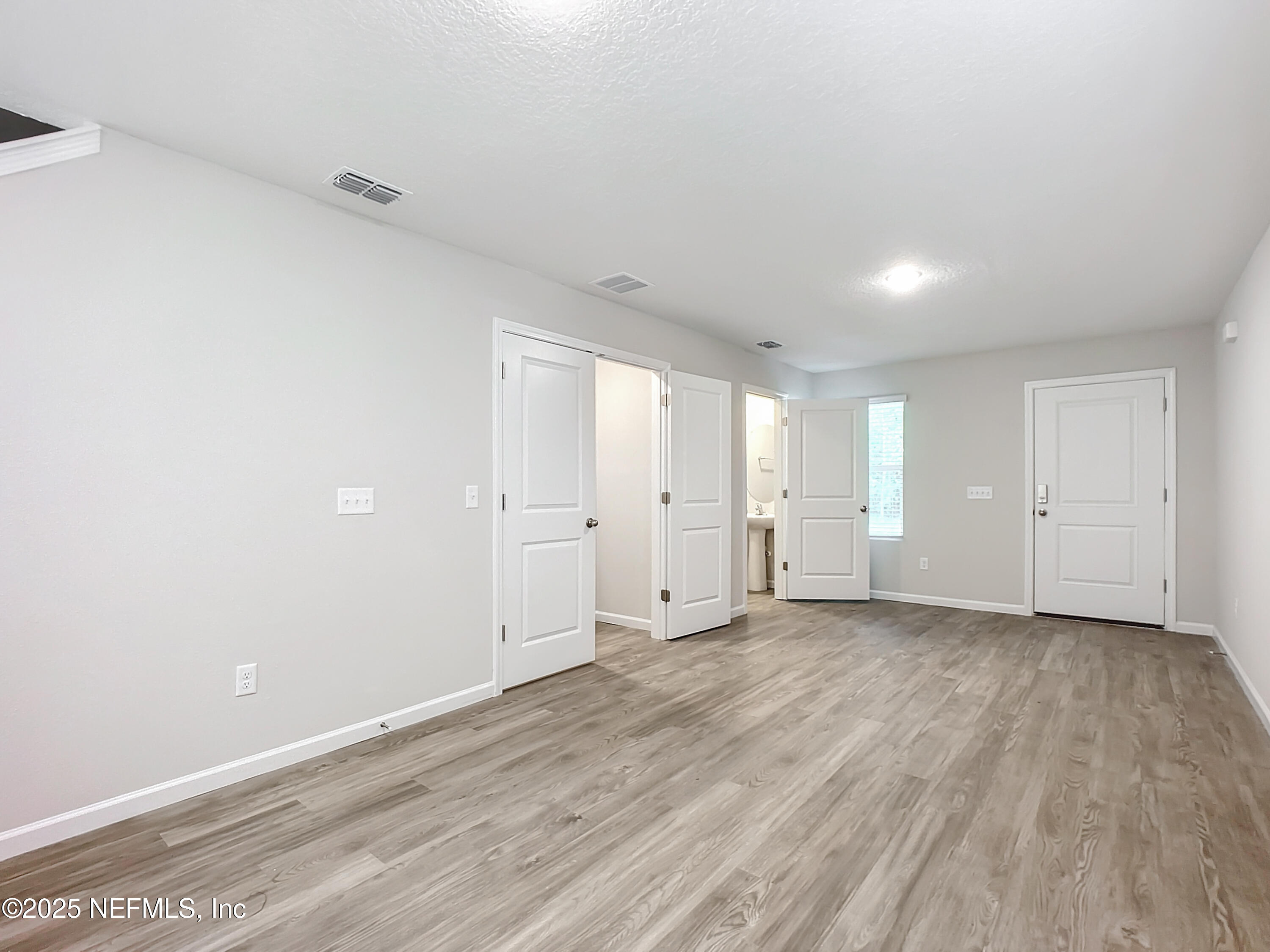 1249/ 1251 PANGOLA Drive