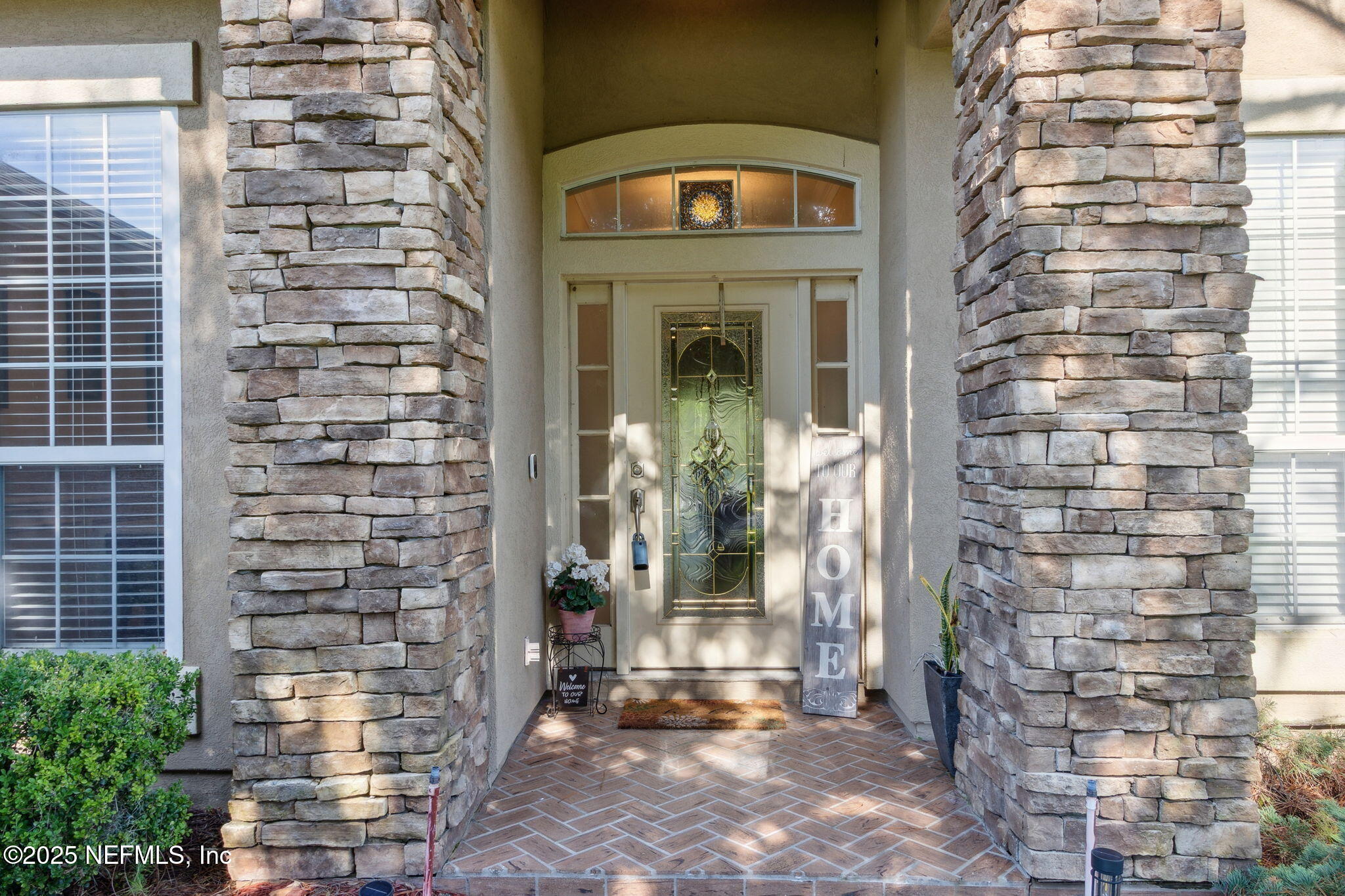 1372 EAGLE CROSSING Drive
