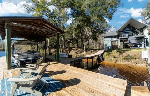 A home in Middleburg