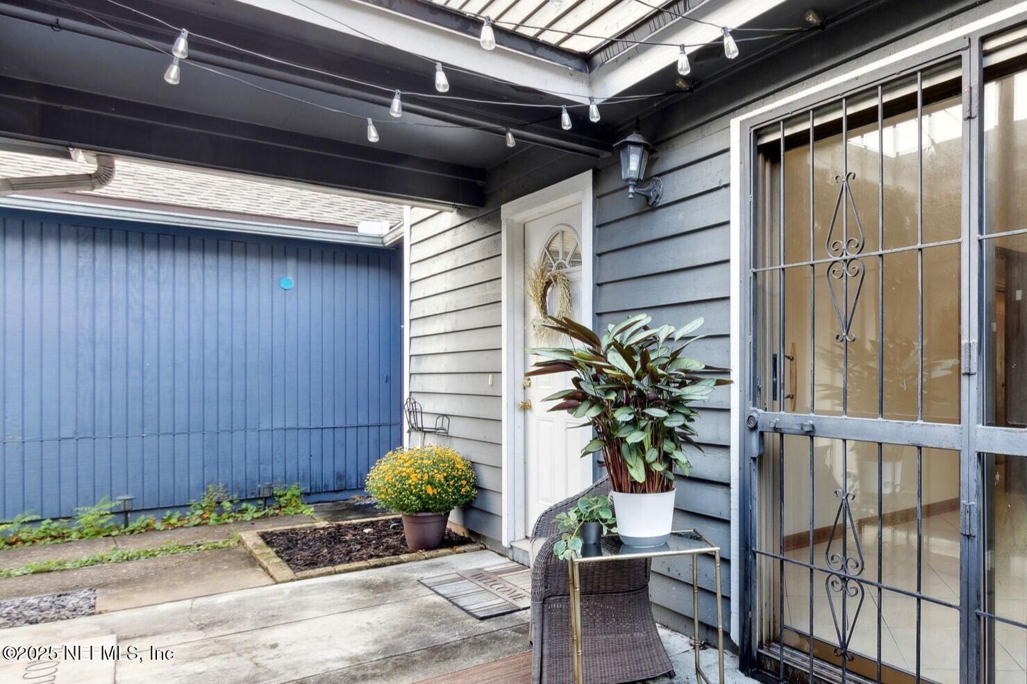 11091 PEPPERMILL Lane