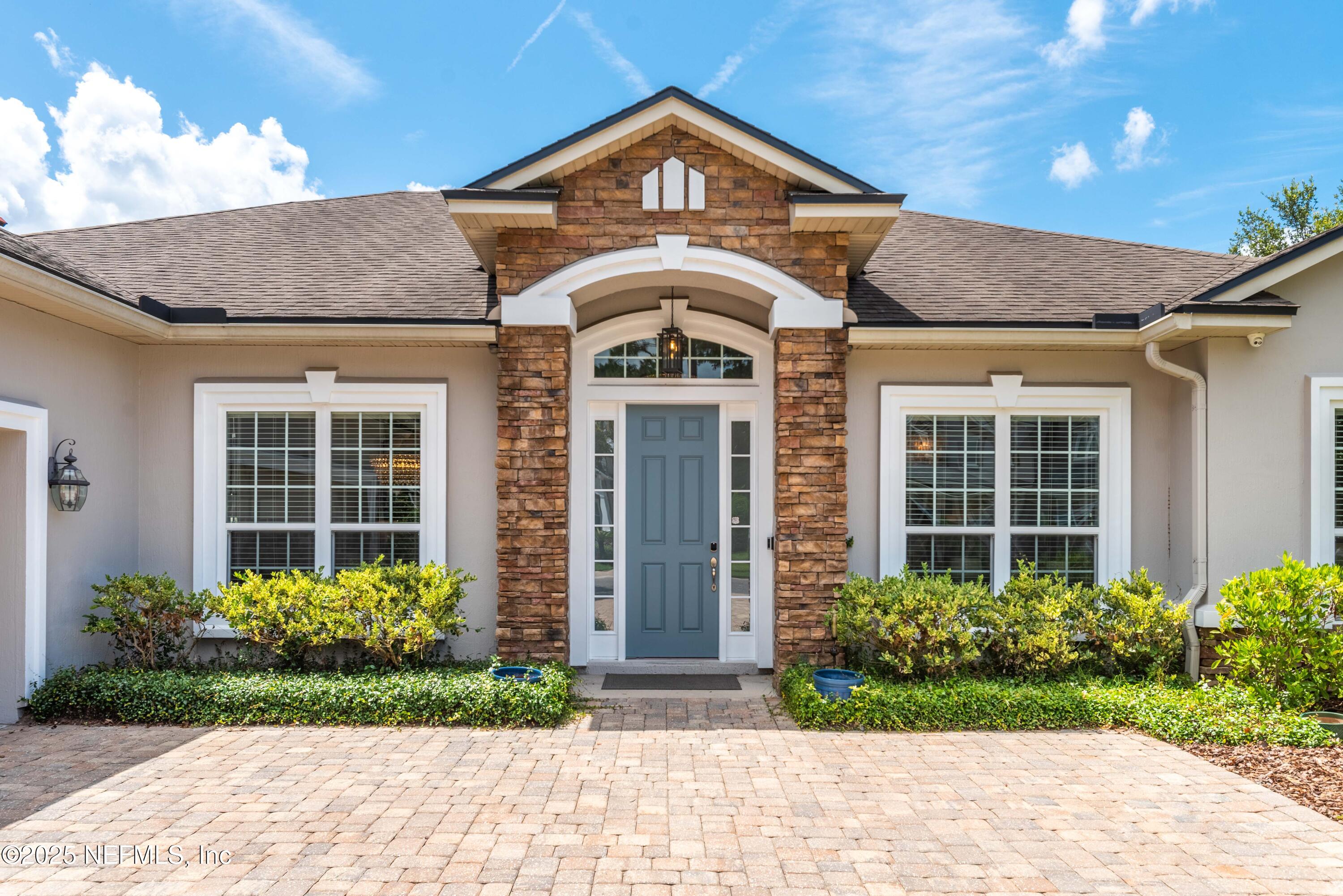 4229 SUMMERTON OAKS Circle