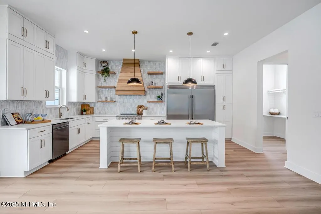 Neptune Beach, Florida 32266, United States, 4 Bedrooms Bedrooms, ,4 BathroomsBathrooms,Residential,Active,127552