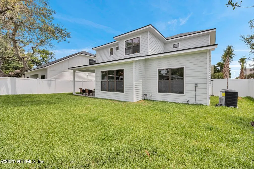 Neptune Beach, Florida 32266, United States, 4 Bedrooms Bedrooms, ,4 BathroomsBathrooms,Residential,Active,127552