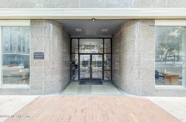 311 W ASHLEY ST APT 903, JACKSONVILLE, FL 32202 - Image 2bff378635d5fb76fd1735e9fa3865de/1920220082