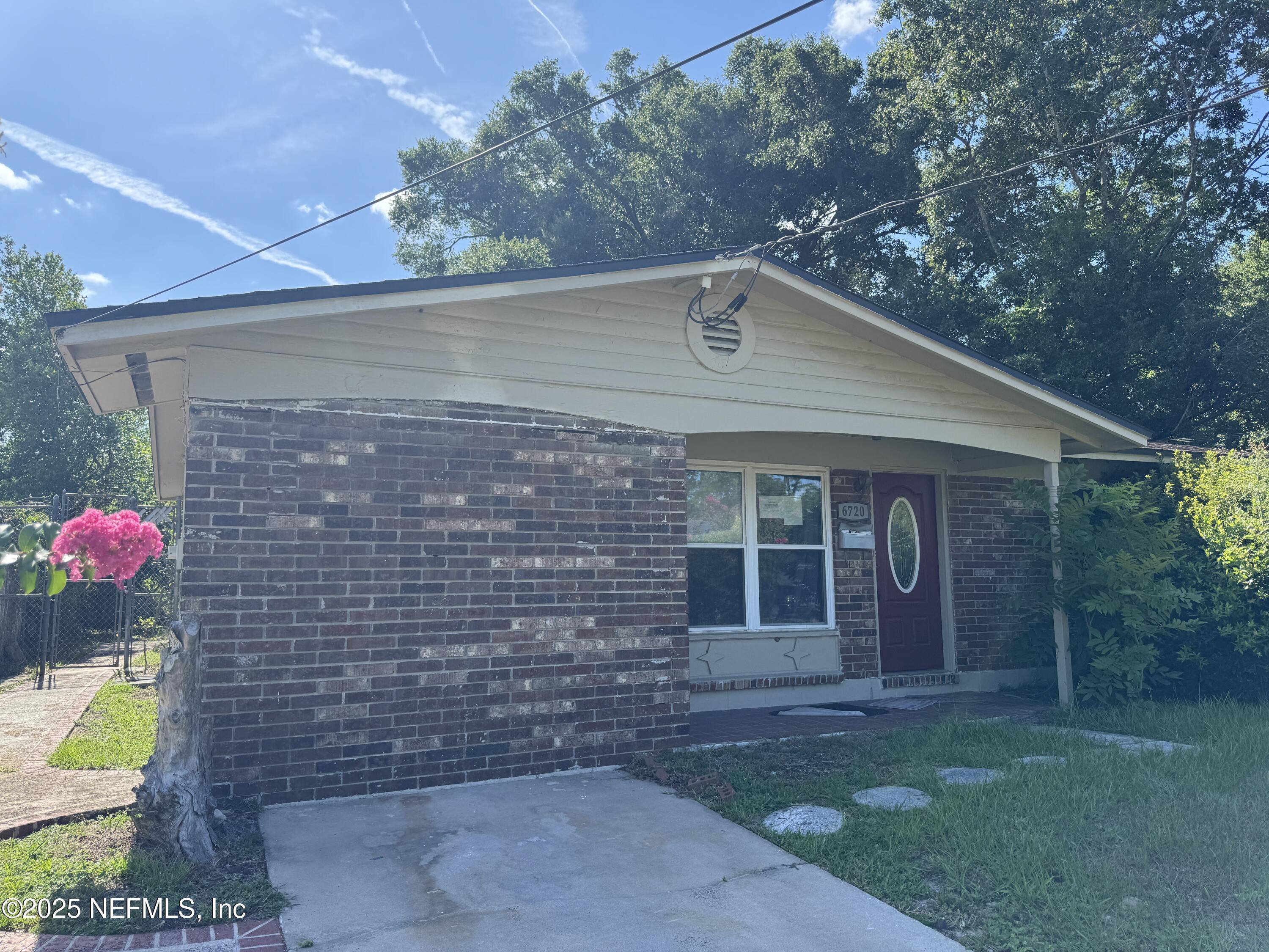 6720 RHODE ISLAND Drive E