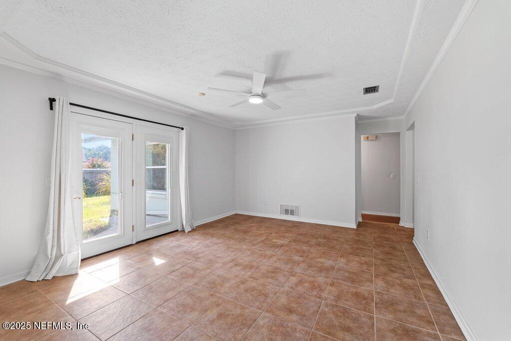 11631 EAST RIDE Drive