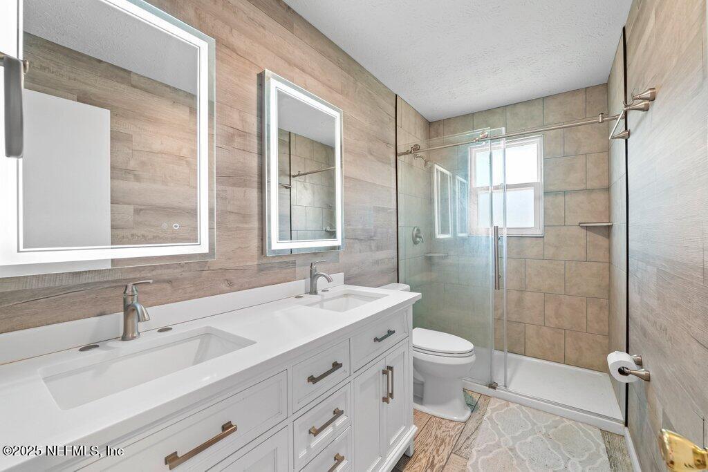 11631 EAST RIDE Drive