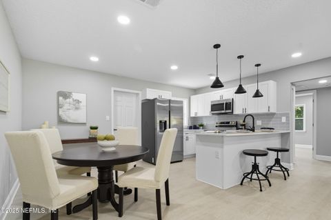 5422 OAK FOREST Drive Jacksonville FL 32211