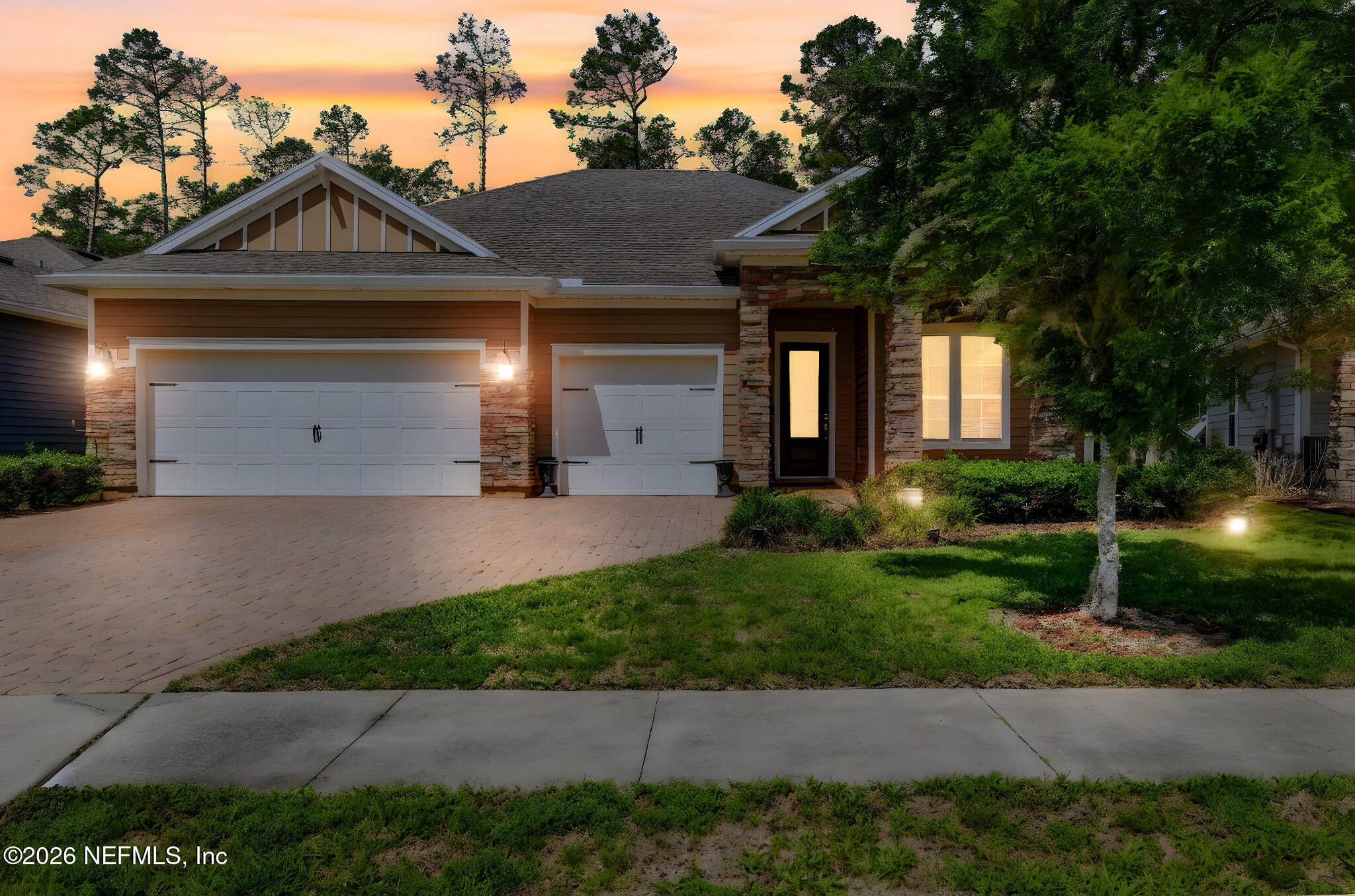 753 ASPEN LEAF Drive