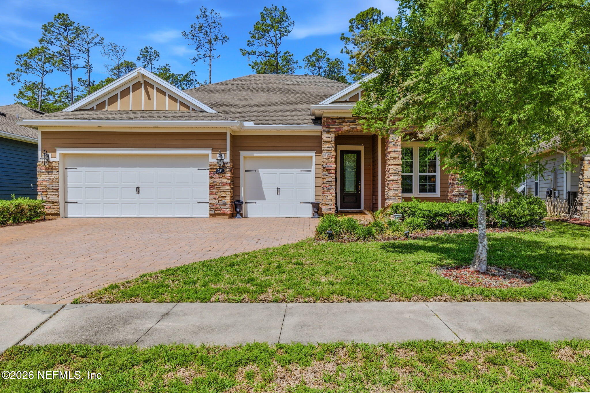 753 ASPEN LEAF Drive