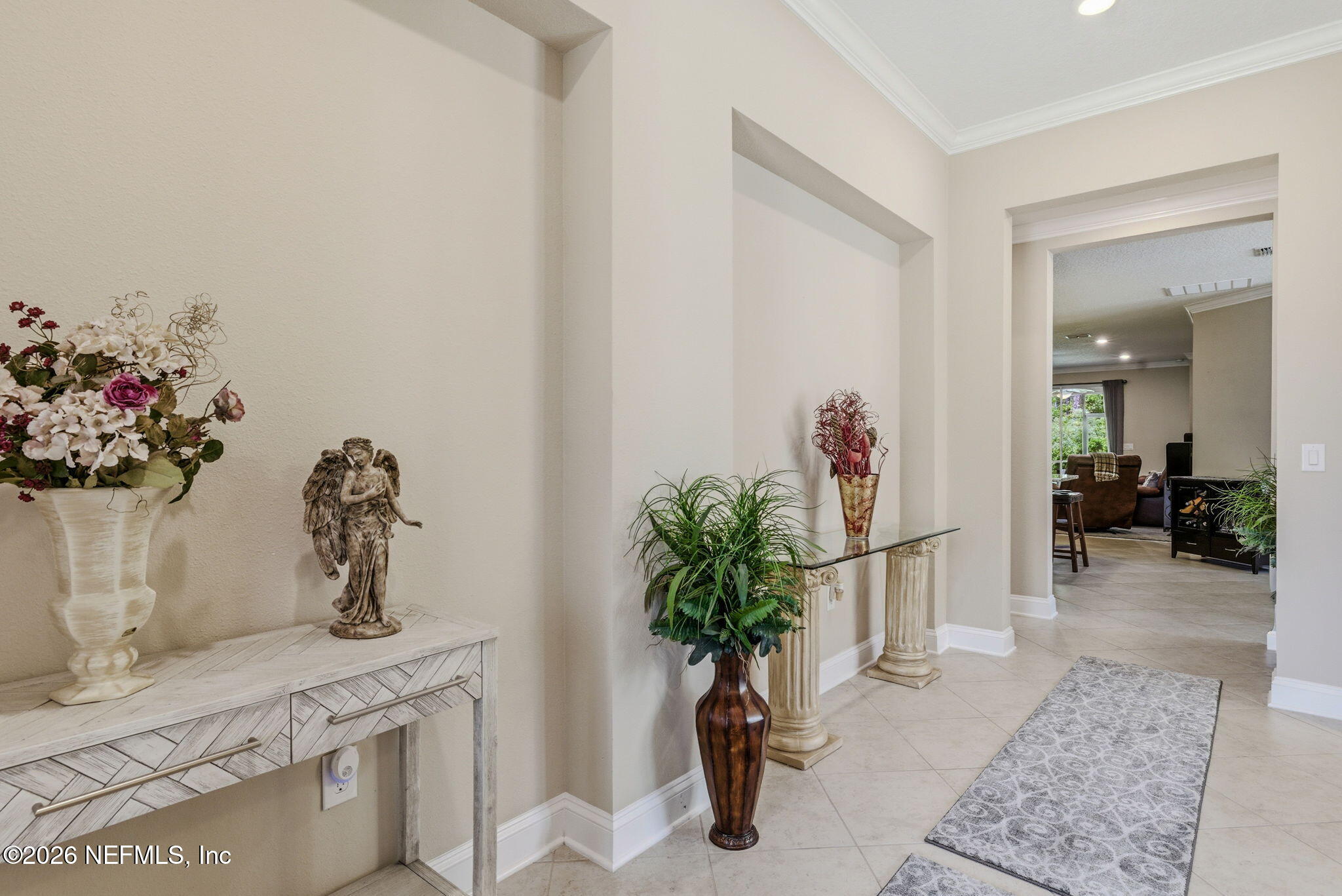 753 ASPEN LEAF Drive