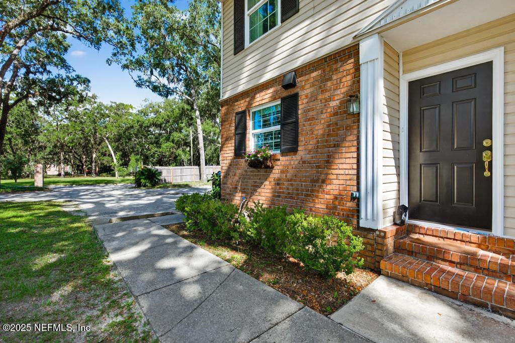 4519 COLUMBUS Circle 1A